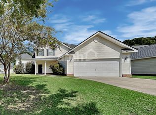 805 Laurel Hill Cir, Richmond Hill, GA 31324