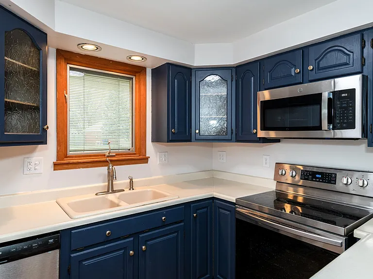6757 Summerdale Dr — Photo 13