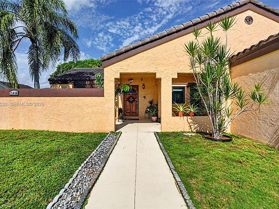 5th image of 15660 SW 152nd Pl