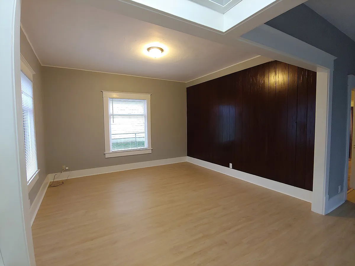 Building Photo - 216 S Academy St