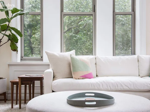 36 Gramercy Park East image 2 of 17