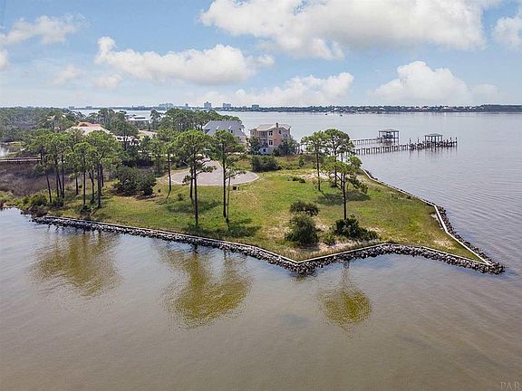 5th image of 16356 Tarpon Dr #11