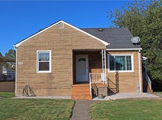 1111 Glencairn Rd, Weirton, WV 26062