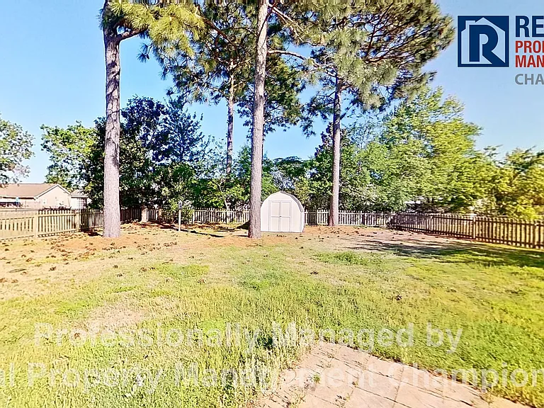 802 Plainfield Ct — Photo 27