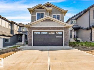 1154 Gyrfalcon Cres NW, Edmonton, AB T5S 0S1