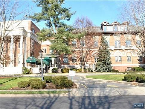 Well Maintained Building