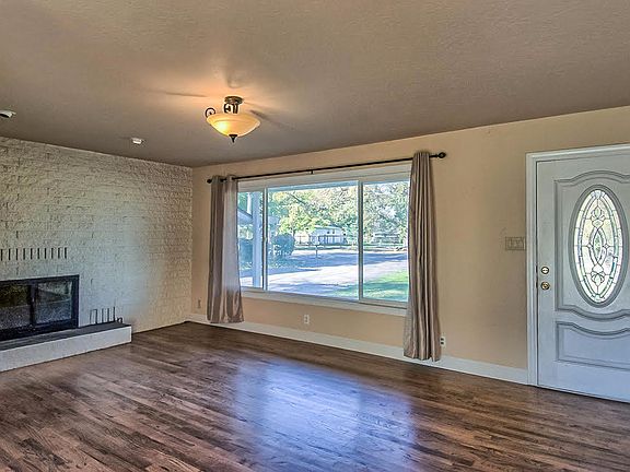 5th image of 21943 Vista Oaks Dr