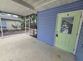 824 S School Ave #B, Sarasota, FL 34237