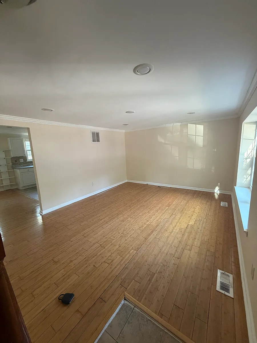 Building Photo - 3331 Wyndale Ct