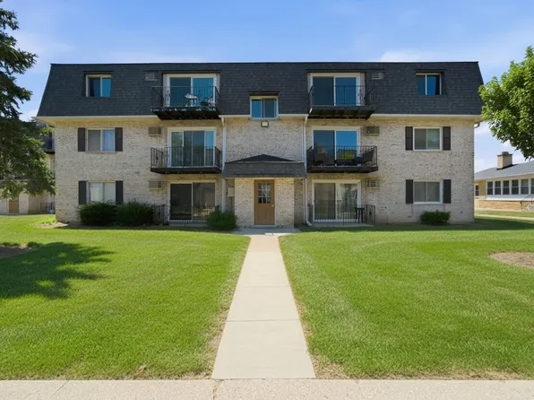 1311 N Baldwin Ct Unit 3A, Palatine, IL 60074