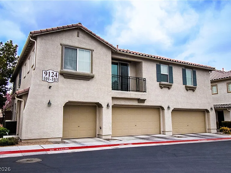 9124 Alpine Grove Ave #101 — Photo 1