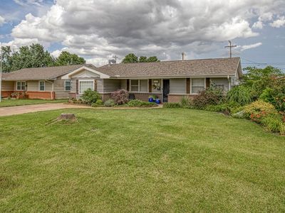 605 S Cimarron St, Hennessey, OK, 73742