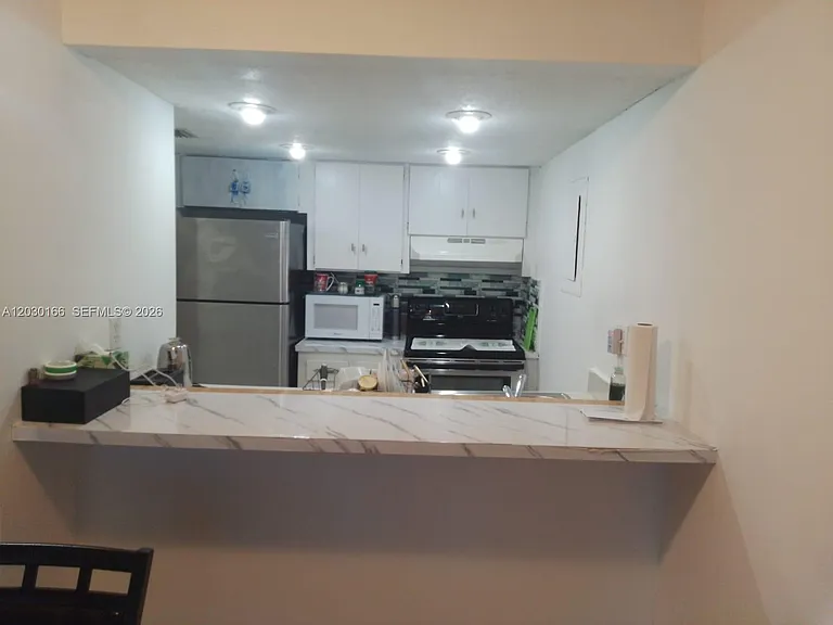 13390 NE 7th Ave #207 — Photo 8
