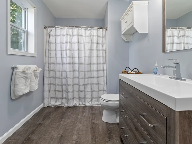 170 Jefferson St — Photo 18