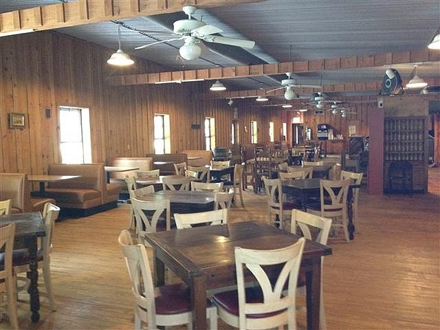 2nd image of 2718 Gilmer Rd