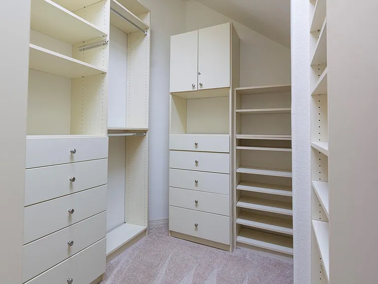 62 S Longsford Cir — Photo 28