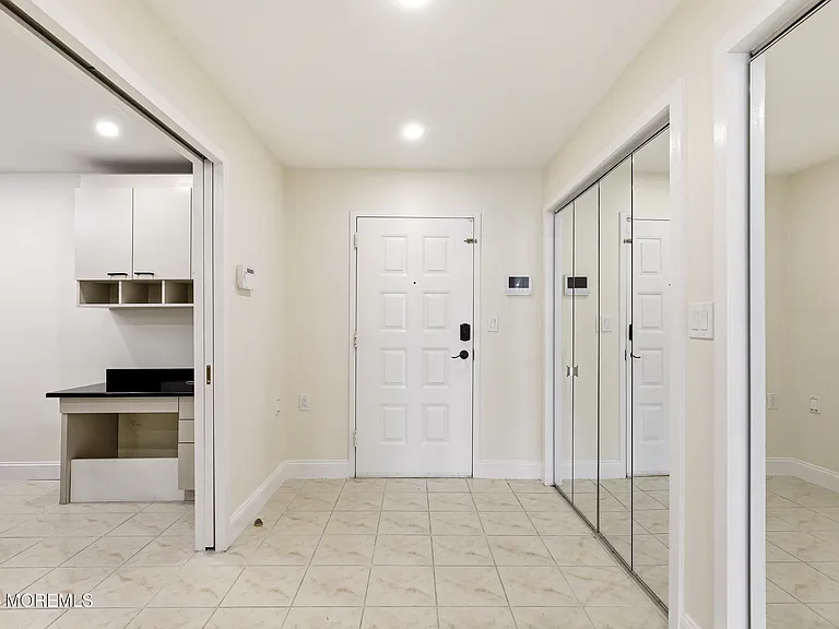 300 Ocean Ave N #C1 — Photo 7