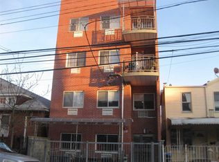 10464 39th Ave APT 1B, Corona, NY 11368