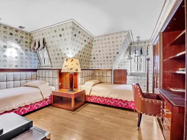 1 Central Park South image 18 of 28