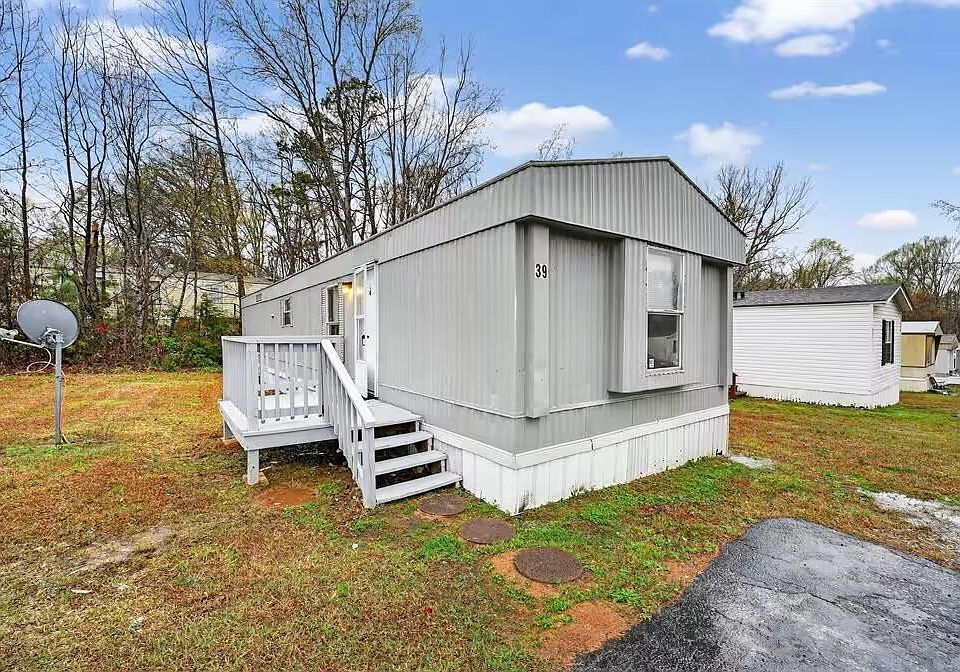 1st image of 49139 Chapman Rd #39