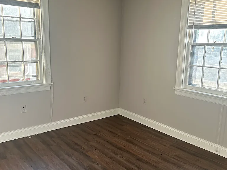 4 E Athens Ave #203 — Photo 18