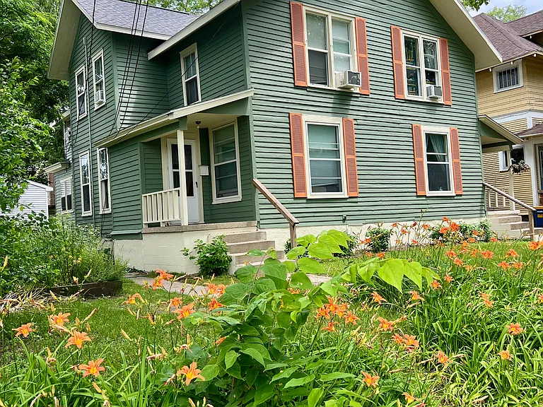 214 Warren Ave SE — Photo 22