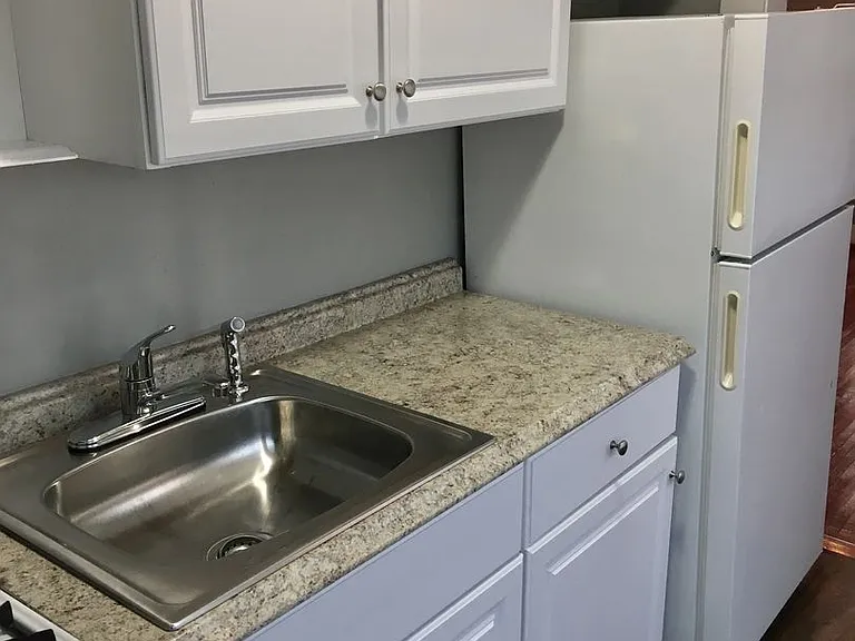 714 Madison Ave — Photo 6