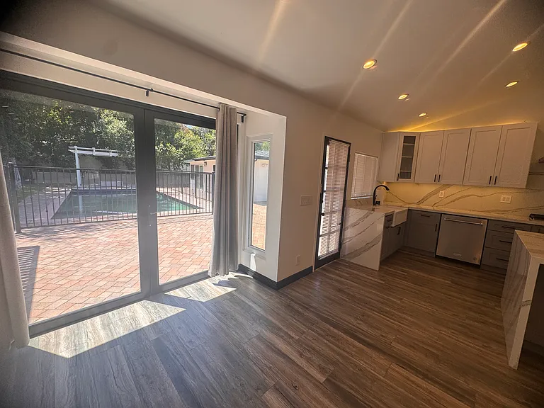 4825 San Feliciano Dr — Photo 13