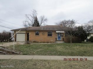 2646 Sharon Ct SW, Wyoming, MI 49519