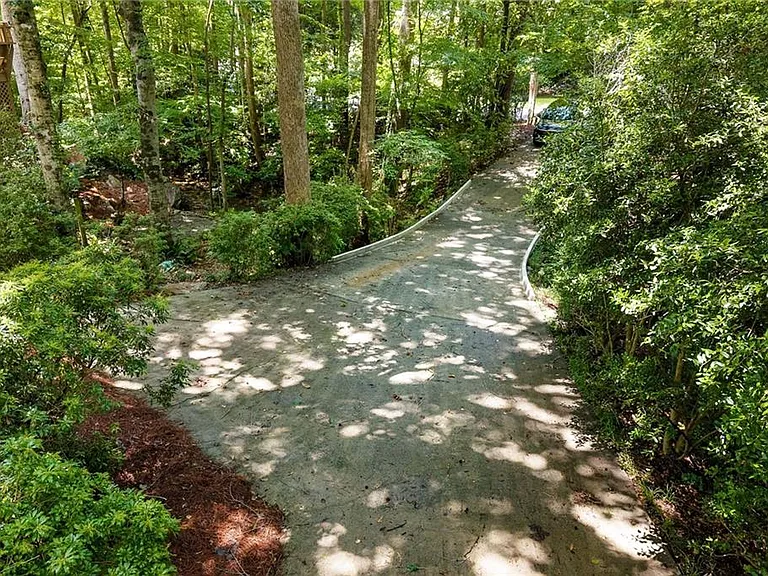 570 Idlewood Dr NW — Photo 42
