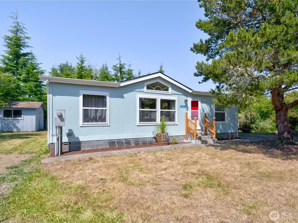 20203 Crane Pl, Ocean Park, WA 98640