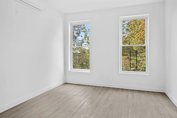 Rented by Douglas Elliman | media 7