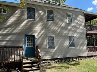 121-123 Schoonover Ln #B, East Stroudsburg, PA 18301