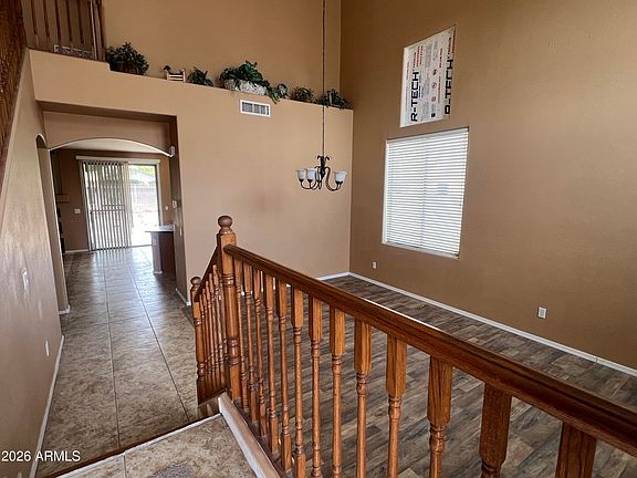 5th image of 1681 E JAHNS Drive