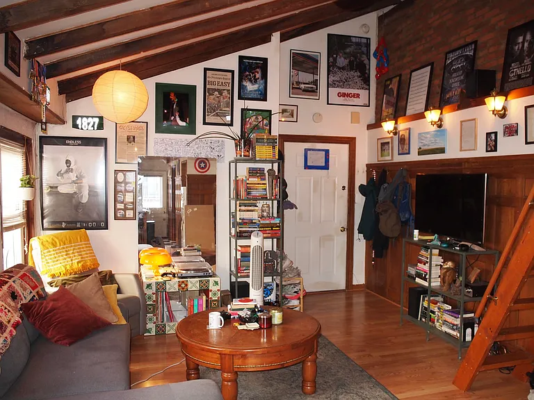 1625 Wallace St #3R — Photo 7