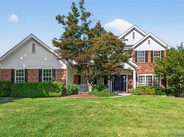 1519 Oakland Hills Dr, O'Fallon, MO 63366