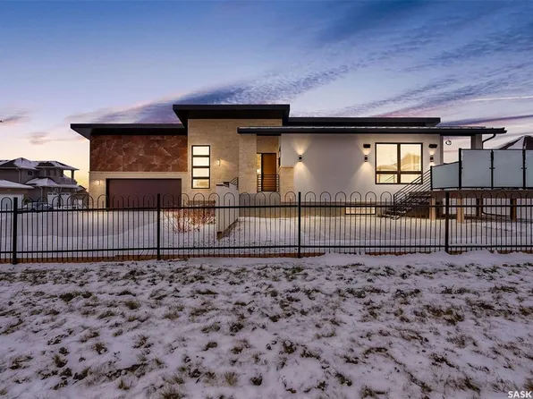 8267 Wascana Gardens POINT, Regina, SK S4V 1G8