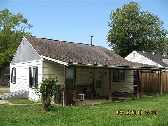 2nd image of 442 Valley View Dr