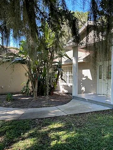 2 bed, 2.0 bath, 1848 sqft, $1,850 — Photo 2