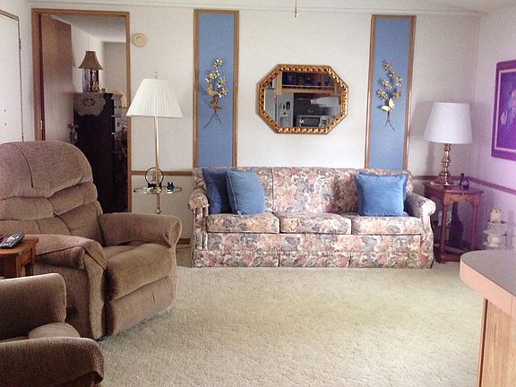 4th image of 17100 Tamiami Trl Lot 111