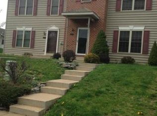 1979 Ashley Dr, Chambersburg, PA 17201