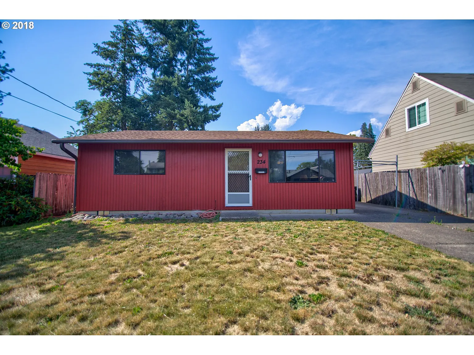 234 W Clarendon St photo 1