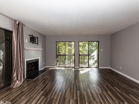 5th image of 1201 N Pierce St #23