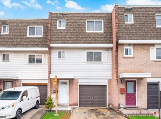 830 Westlock Rd #20A, Mississauga, ON L5C 1K6