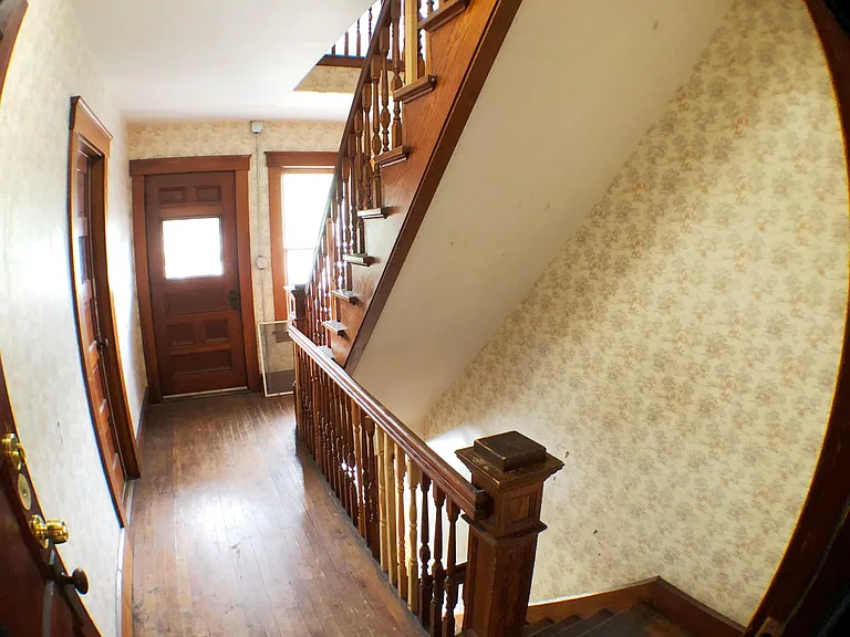 187 High St #2 — Photo 23