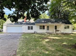 13227 Bennington Ave, Grandview, MO 64030