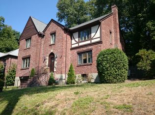 142 Beverly Rd, Brookline, MA 02467