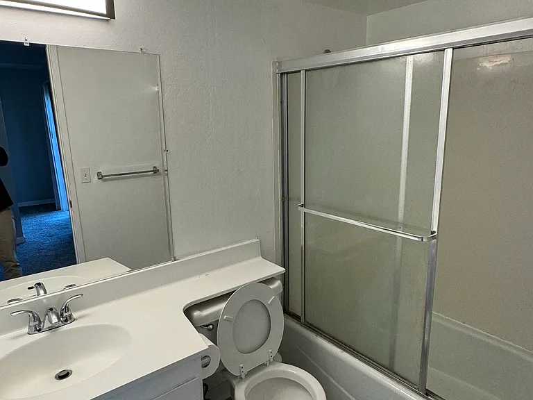 100 Laurel Pl #14 — Photo 9