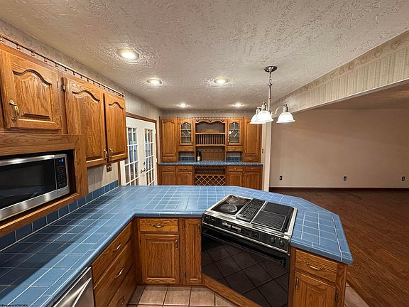 4th image of 1817 Vernon Dr