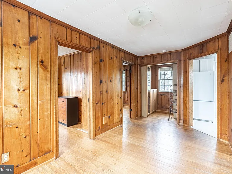 1906 S Ives St — Photo 12